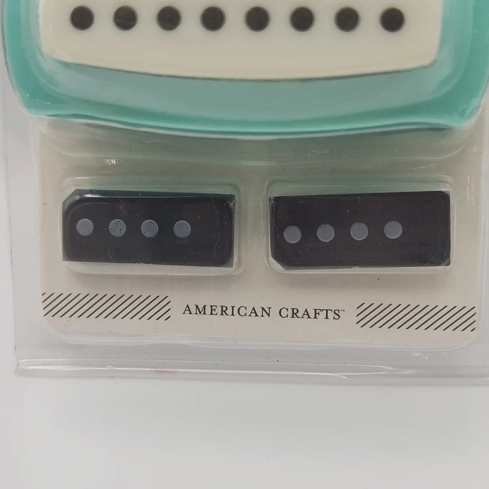 American Crafts Knock Outs Border Punch Mini Scallop Spiral Notebook New
